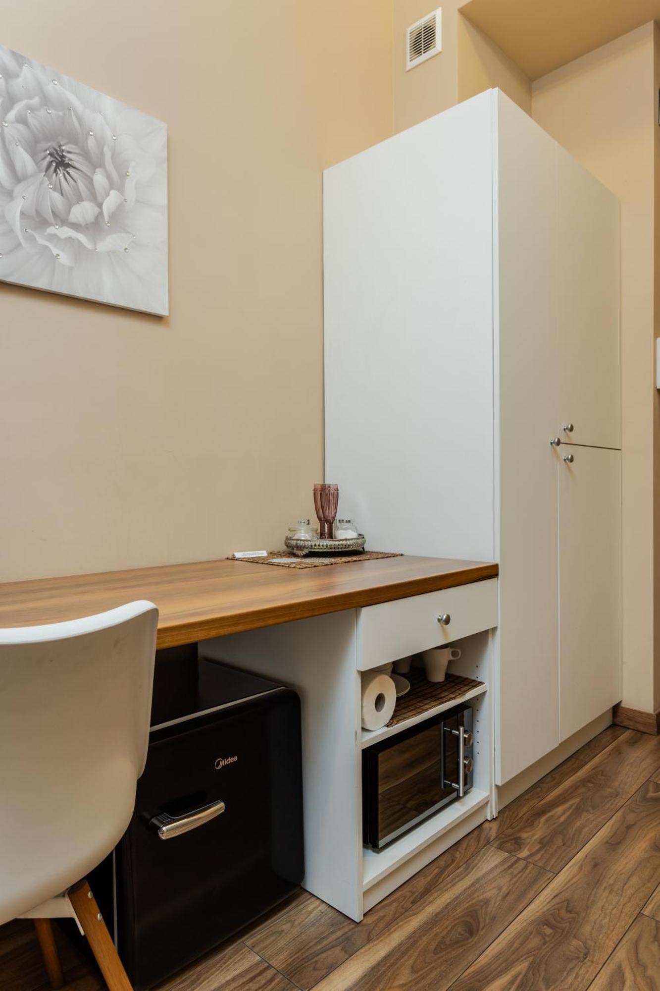 Functional And Comfortable Very Berry Studios In Poznan By Noclegi Renters Exterior photo
