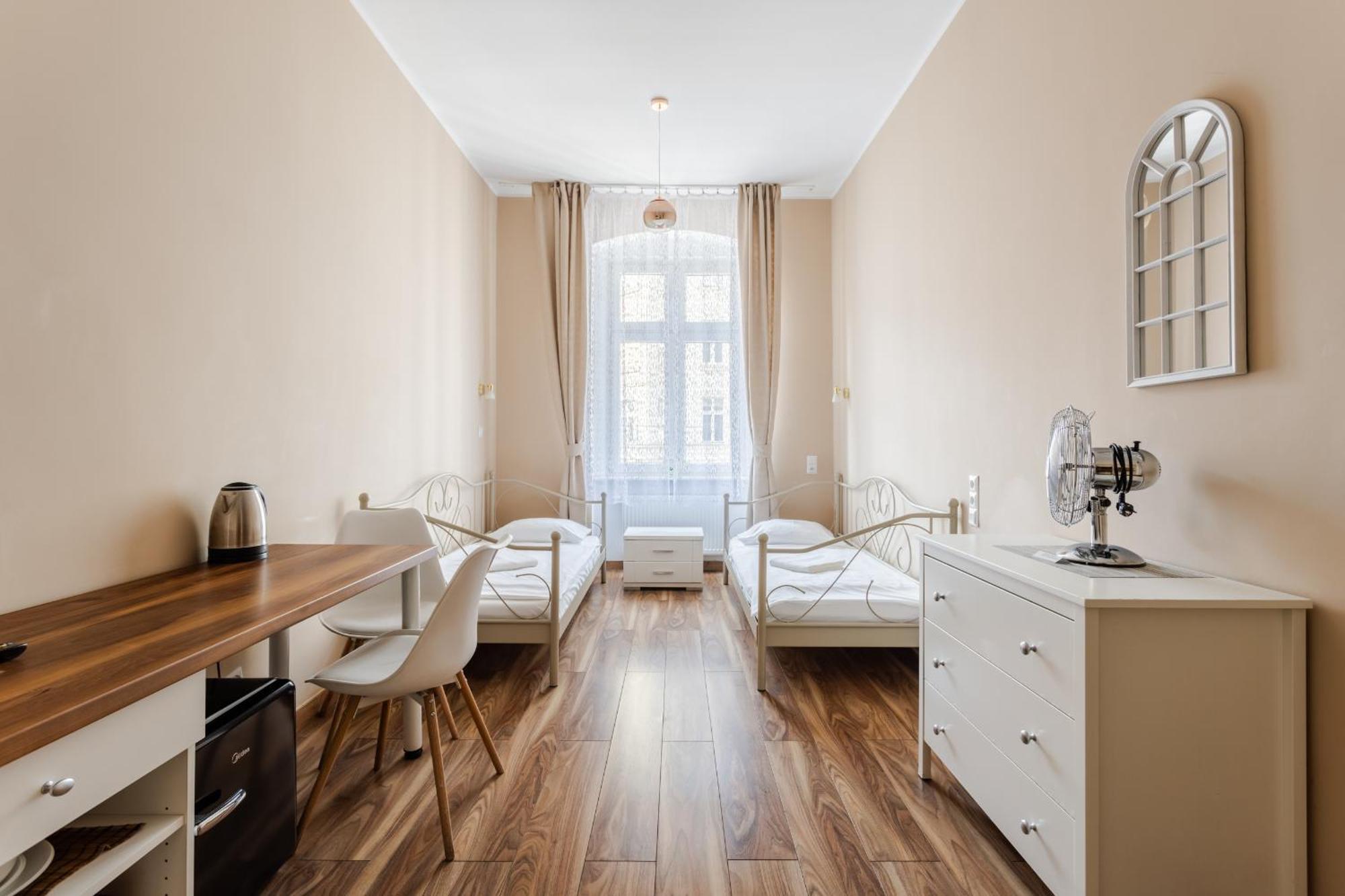 Functional And Comfortable Very Berry Studios In Poznan By Noclegi Renters Exterior photo