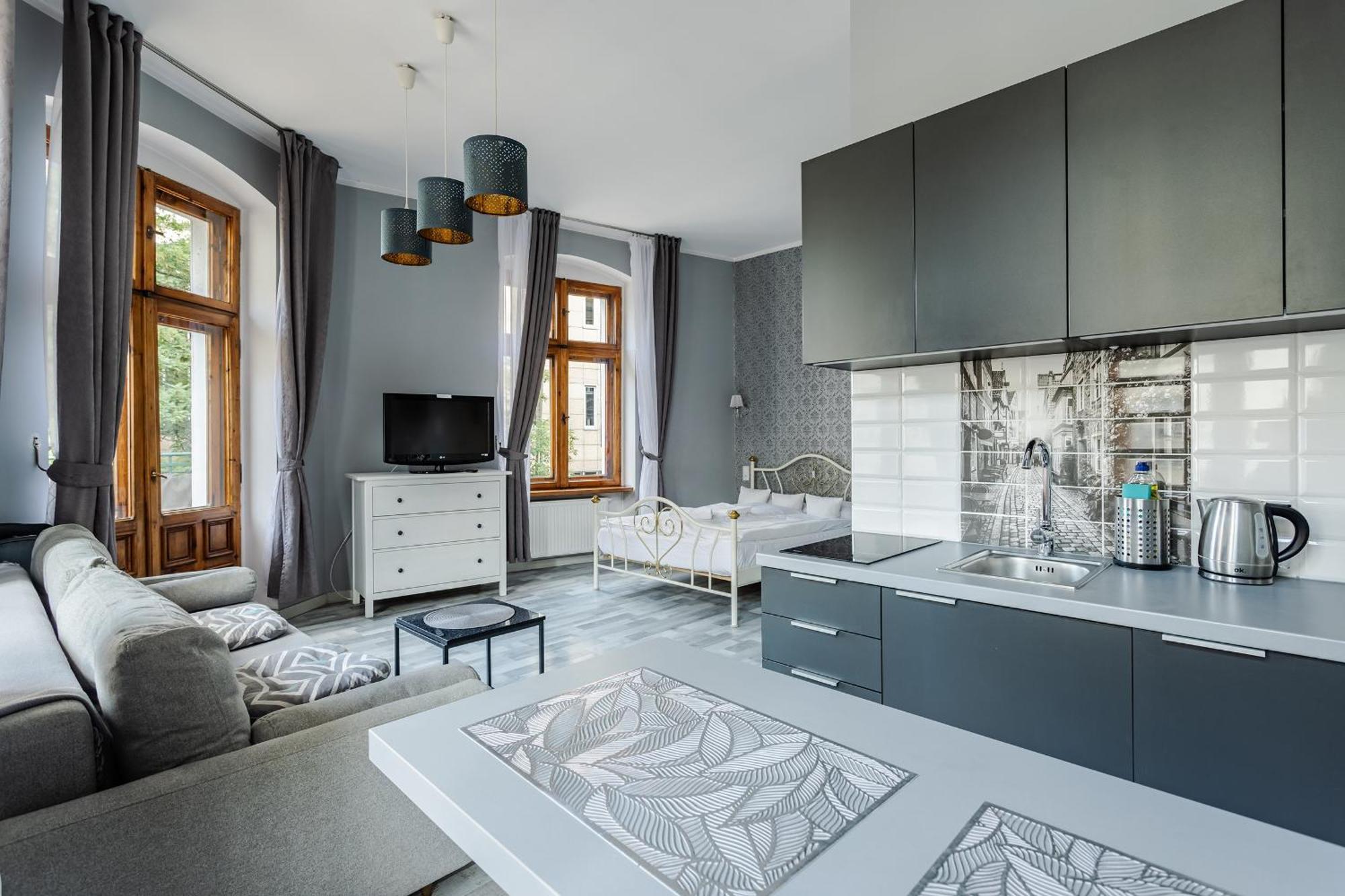 Functional And Comfortable Very Berry Studios In Poznan By Noclegi Renters Exterior photo