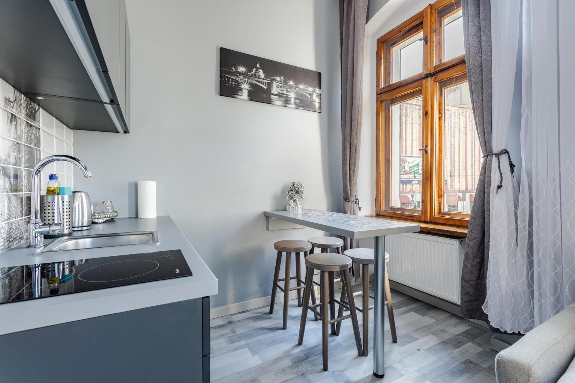 Functional And Comfortable Very Berry Studios In Poznan By Noclegi Renters Exterior photo